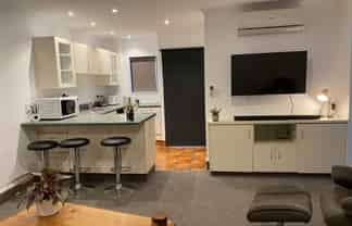 483 Marine Parade, Napier South