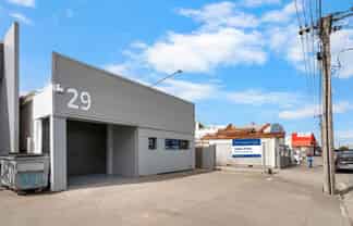Refurbished Sydenham Warehouse with Modern Offices