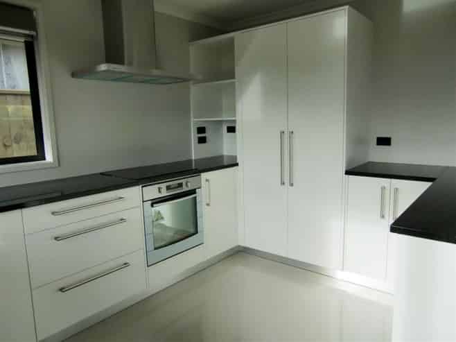 28 Queens Road, Glen Avon