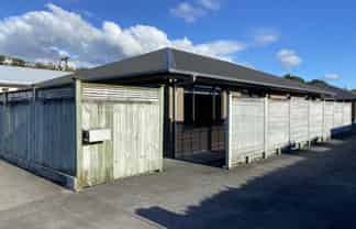 28 Queens Road, Glen Avon