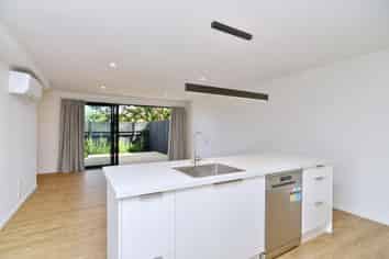 4/71 Sullivan Avenue, Woolston