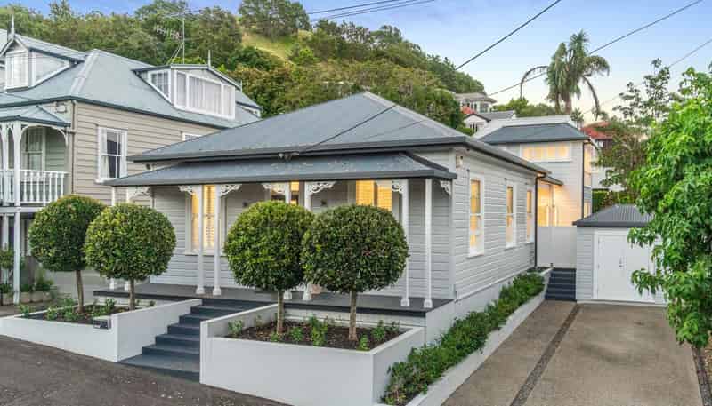 21 St Aubyn Street, Devonport