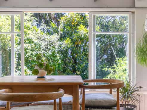 6 Airlie Street, Glenduan