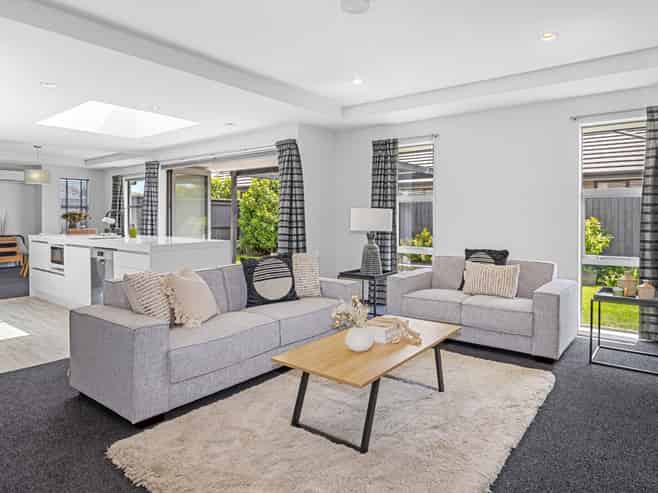 11 Handley Crescent, Wigram