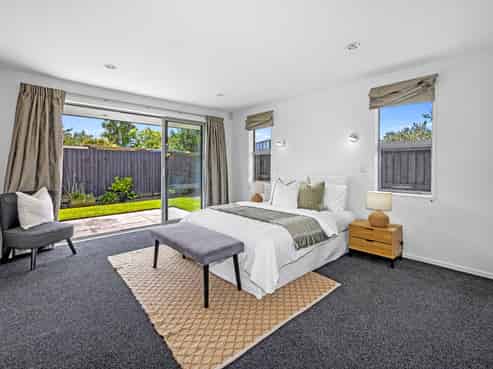 11 Handley Crescent, Wigram