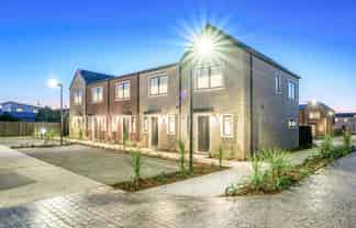 42/137 Hall Avenue, Mangere