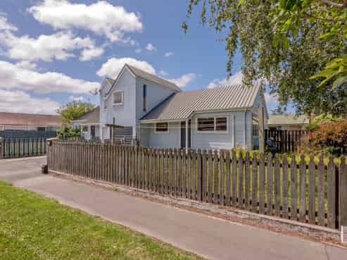 1 and 2/107 Rowley Avenue, Hoon Hay