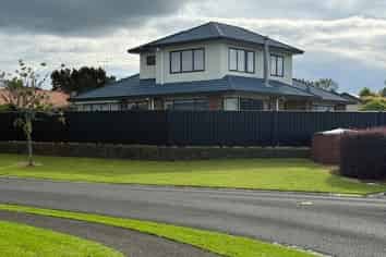 1  Hinton Place, Pyes Pa