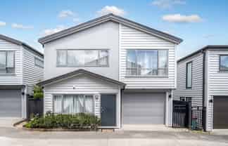 5 Waihanga Way, Bucklands Beach