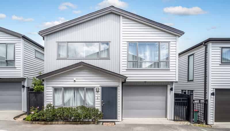 5 Waihanga Way, Bucklands Beach