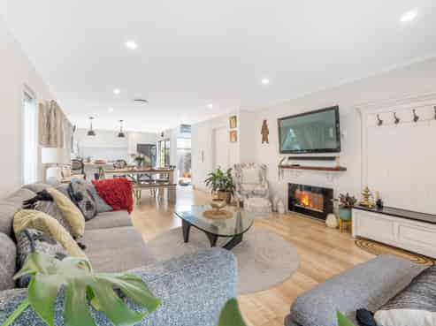 5 Waihanga Way, Bucklands Beach