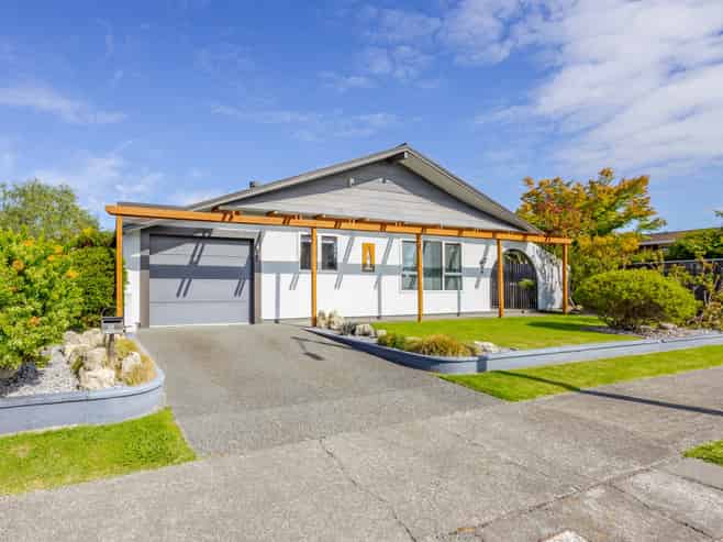 13 Westminster Avenue, Tamatea