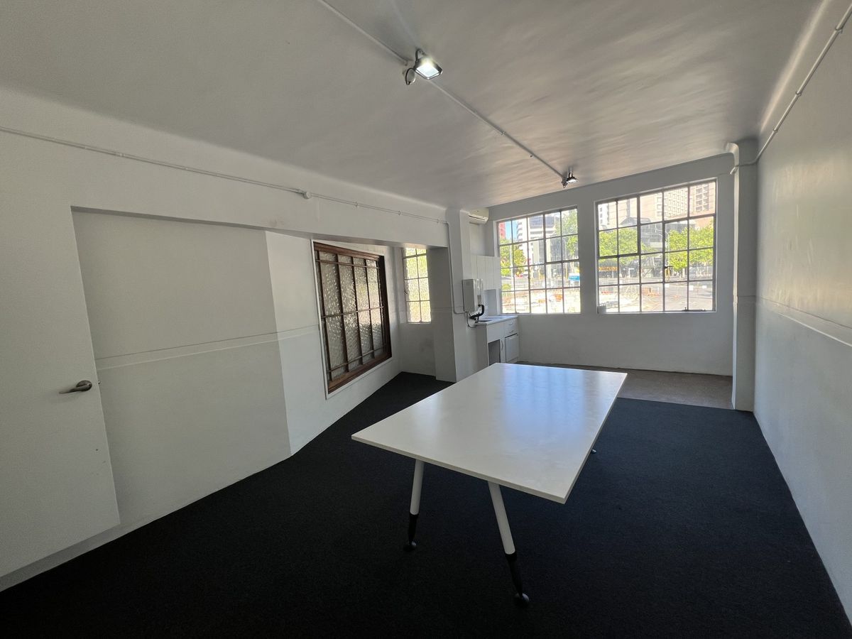 Affordable CBD Office | Character Charm - Ansicht 5