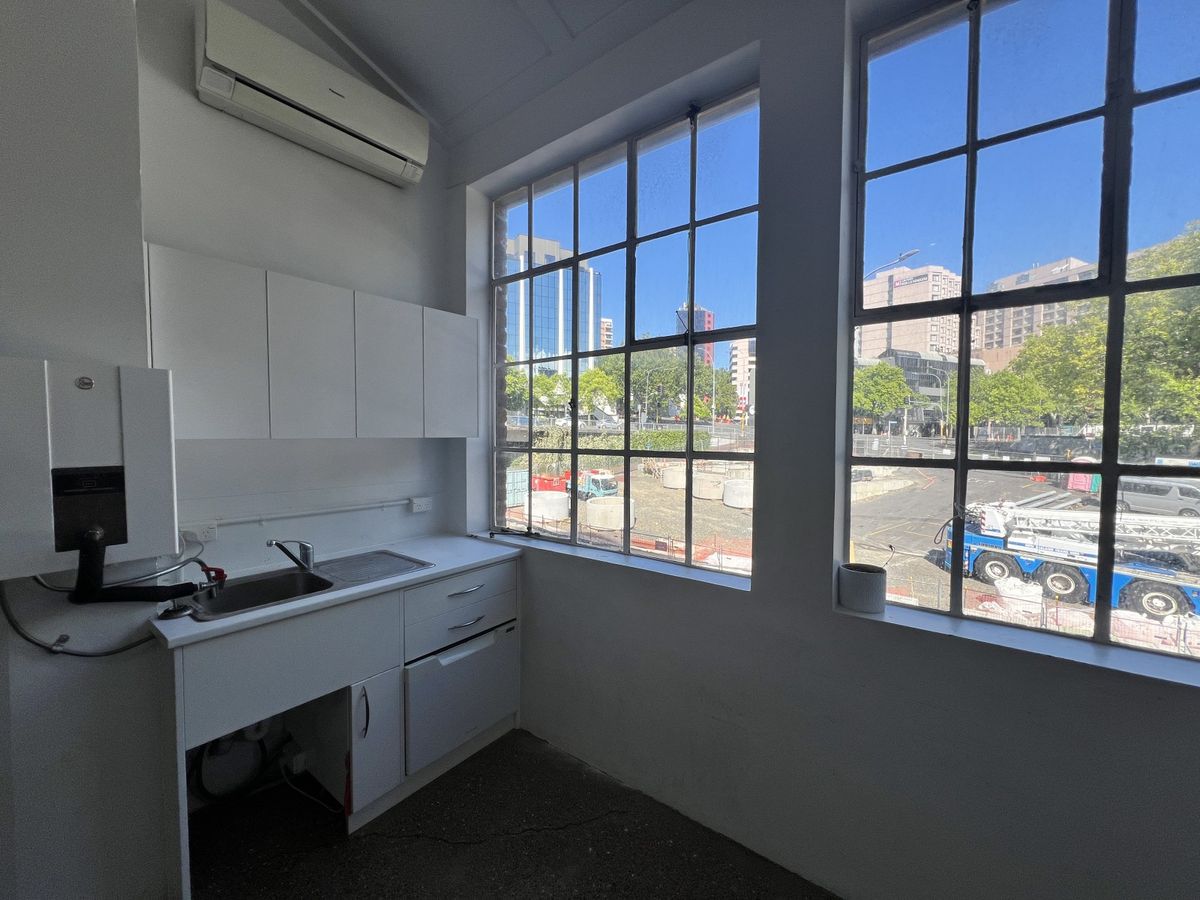 Affordable CBD Office | Character Charm - Ansicht 2