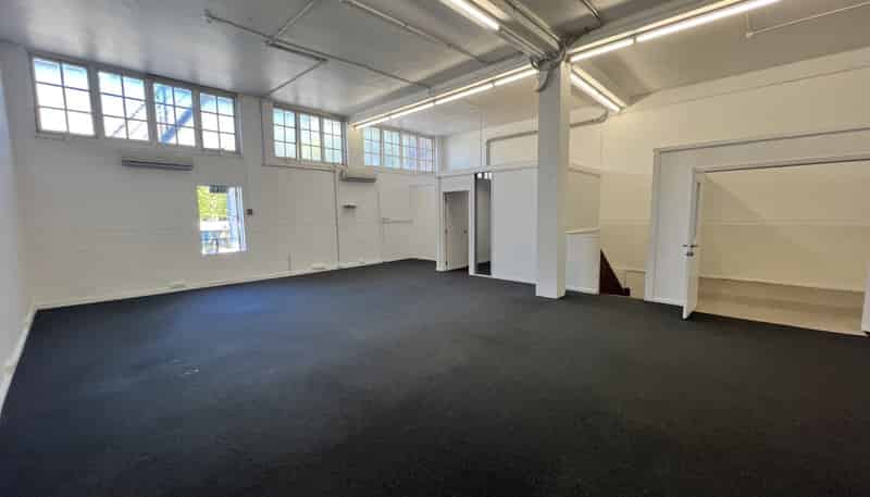 323 Queen Street, Auckland Central