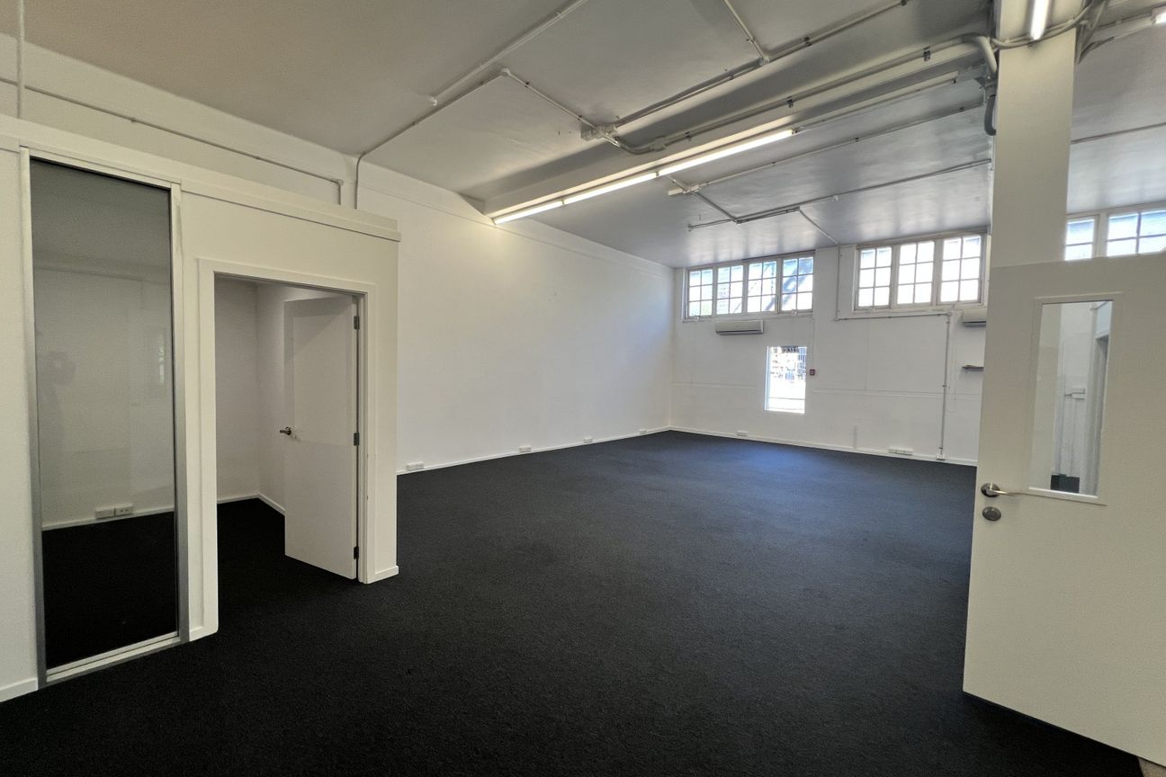 Affordable CBD Office | Character Charm - Widok 4
