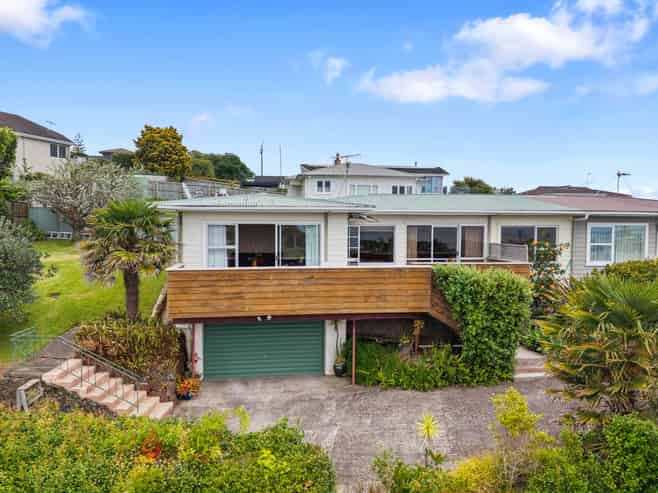 3/344A Beach Road, Mairangi Bay