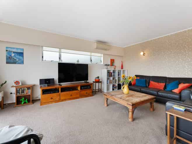 3/344A Beach Road, Mairangi Bay