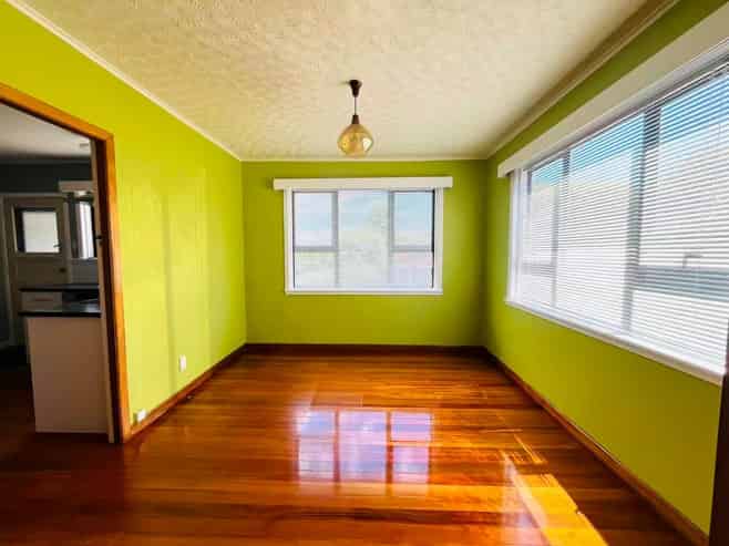 11 Dornwell Road, Three Kings