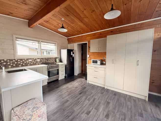 137 Richmond Avenue, Richmond Heights