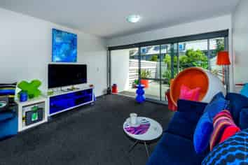 2/180 Peterborough Street, Christchurch Central