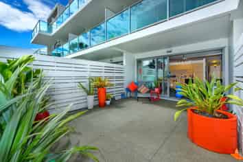 2/180 Peterborough Street, Christchurch Central