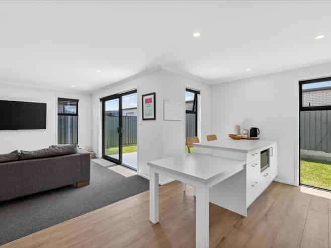 46 Hammick Crescent, Pyes Pa