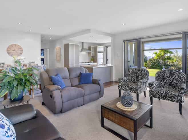 9C/130 Gills Road, Albany