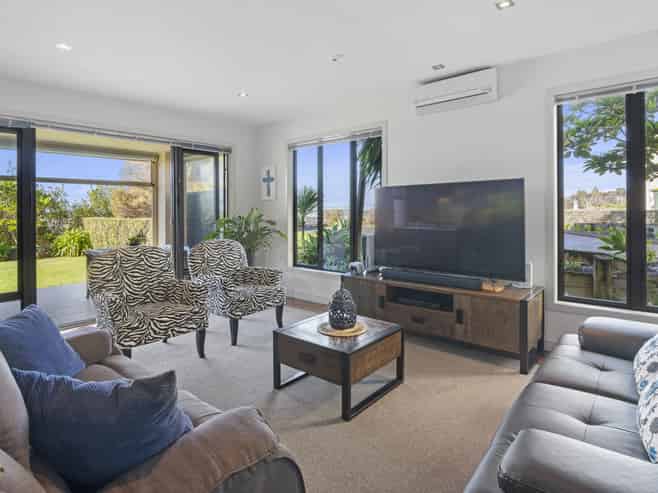 9C/130 Gills Road, Albany