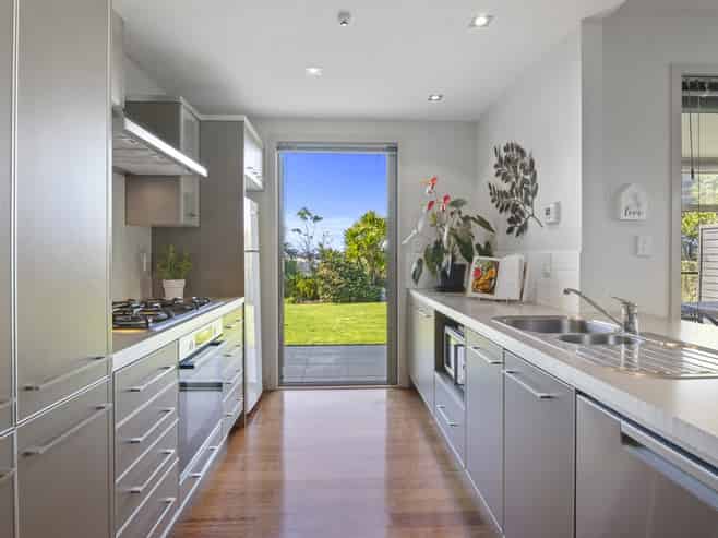 9C/130 Gills Road, Albany