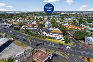 LAND AND BUSINESS, CASHFLOW PLUS UPSIDE
