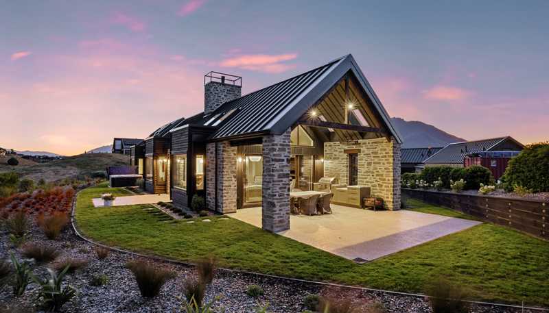 40 Cunninghams Drive, Jacks Point