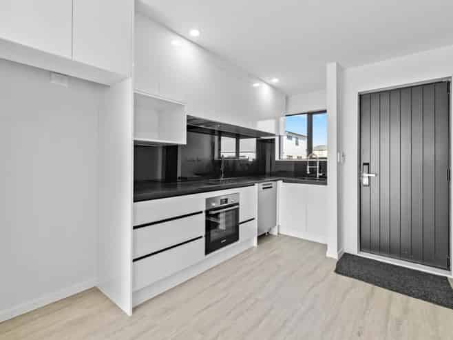 11B Kimpton Road, Papatoetoe