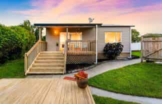 13A Becroft Drive, Forrest Hill