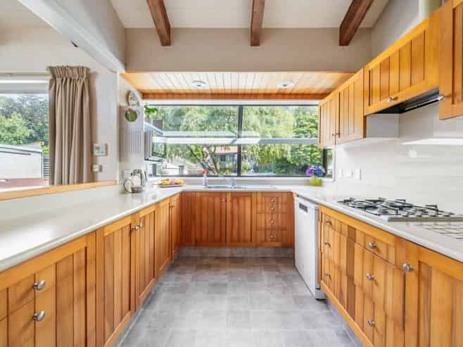 31 Amber Grove, Birchville