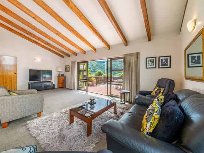 31 Amber Grove, Birchville