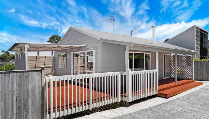 3 Regency Place, Sunnynook