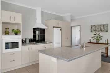 8 Victoria Court, Feilding