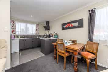 27a Church Hill Rd, Wellsford