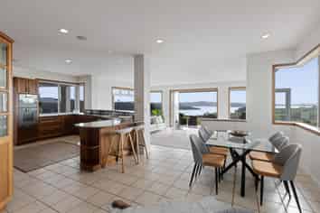 189 Vaughans Road, Okura