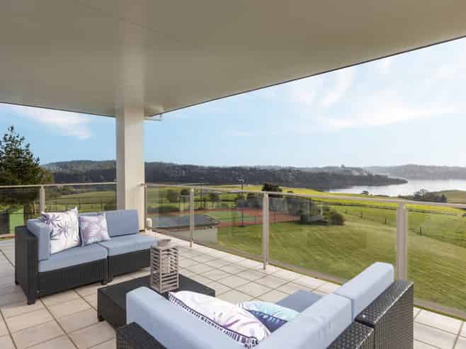 189 Vaughans Road, Okura