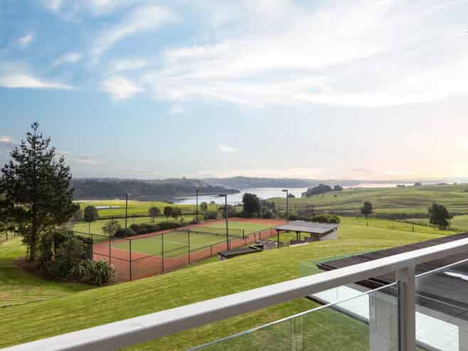 189 Vaughans Road, Okura
