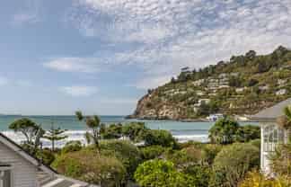 102A Esplanade, Sumner