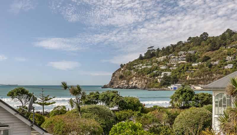 102A Esplanade, Sumner