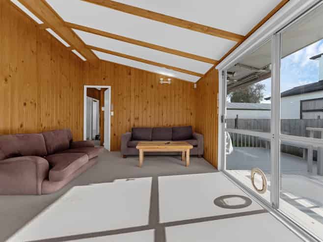 67B Manuroa Road, Takanini