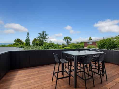 13A Kerswell Terrace, Tihiotonga