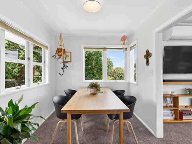 729 Maxville Drive, Parkvale