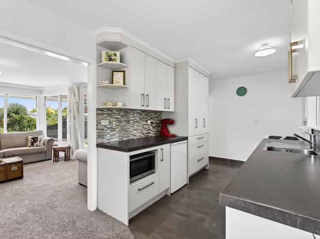 729 Maxville Drive, Parkvale