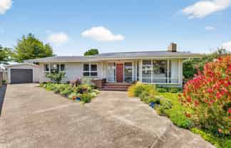 729 Maxville Drive, Parkvale