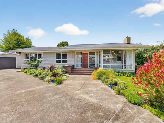 729 Maxville Drive, Parkvale